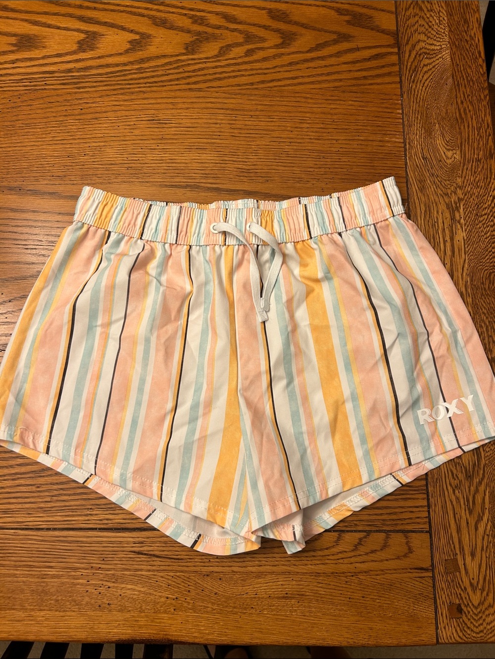 Roxy Pastel Multi-Stripe Elastic Waist Athletic Shorts/9